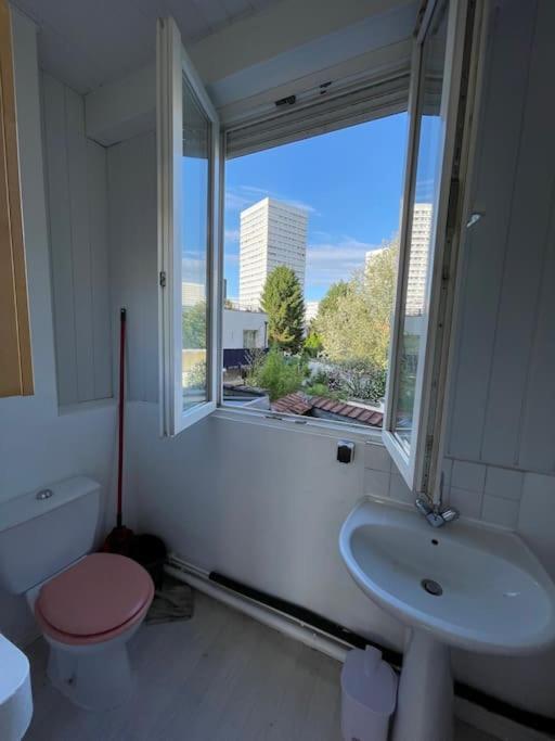 Appartement Calme Et Lumineux - Parking Privatif - Metro A 5Mn Mons-en-Baroeul Extérieur photo